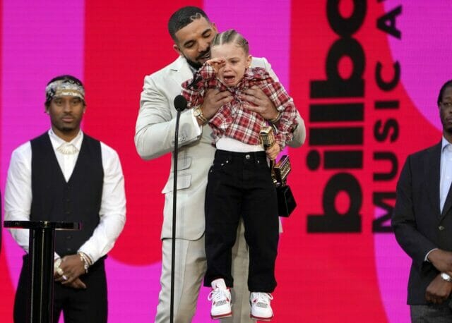 Drake Wins Artist of the Decade at Billboard Music Award