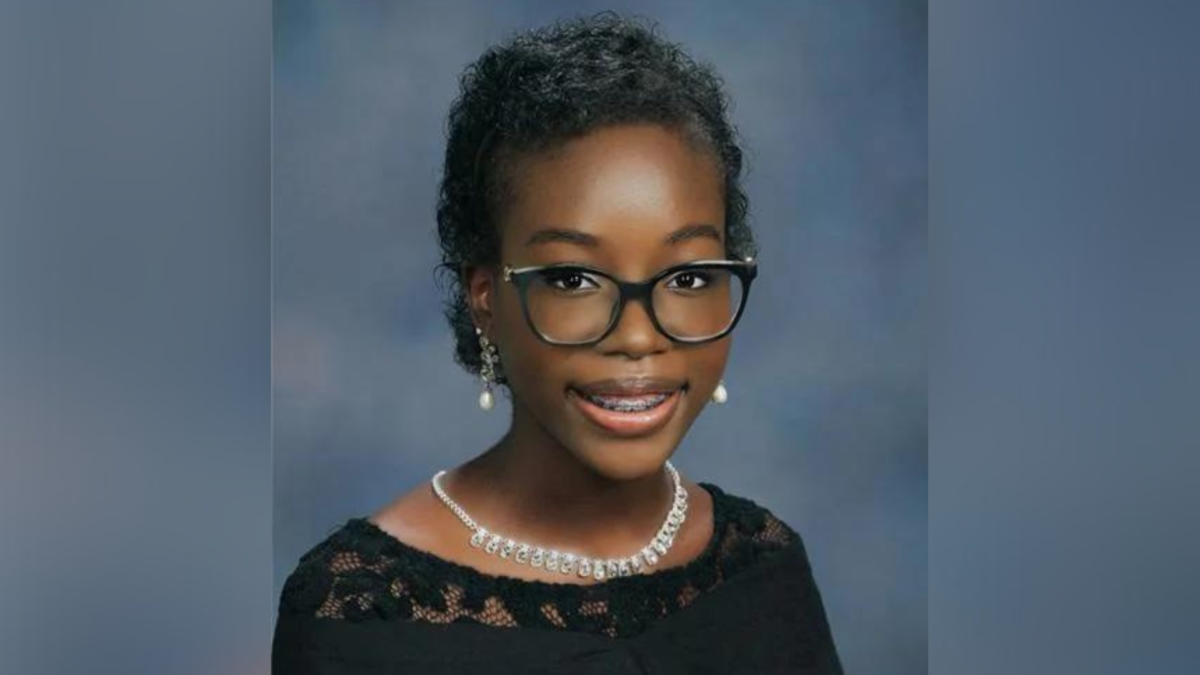 Aya Osman, an 18-year-old student beats cancer, graduates high school with  4.7 GPA