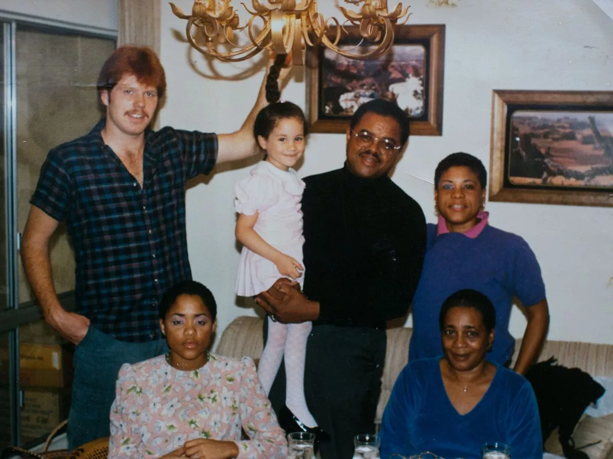 Unseen photos of Meghan Markle and her mum and her granddad unearthed